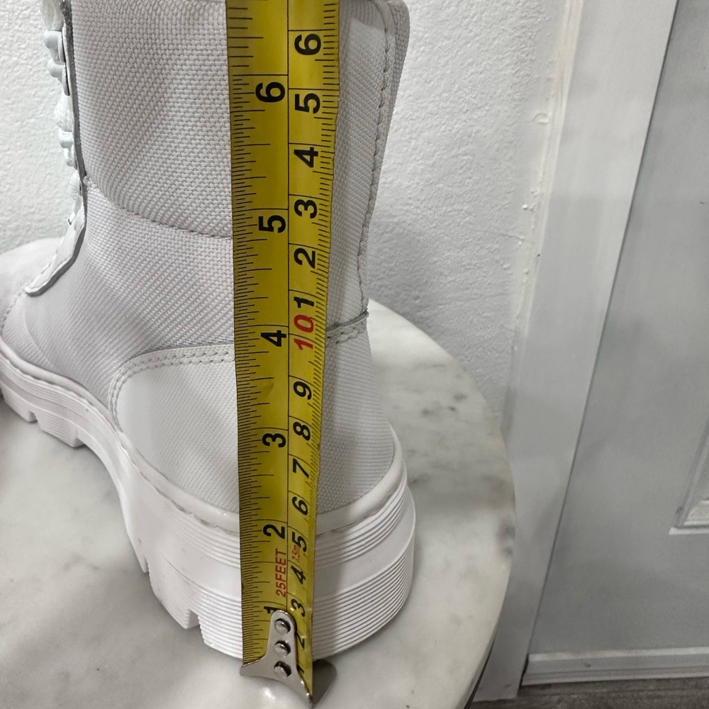 Dr. Martens Combs Women’s Poly Casual Boots Size 6 - Color White Ajax - Picture 10 of 16